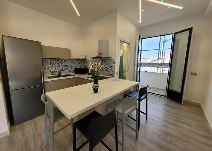 아파트 Sara Luxury 3 *