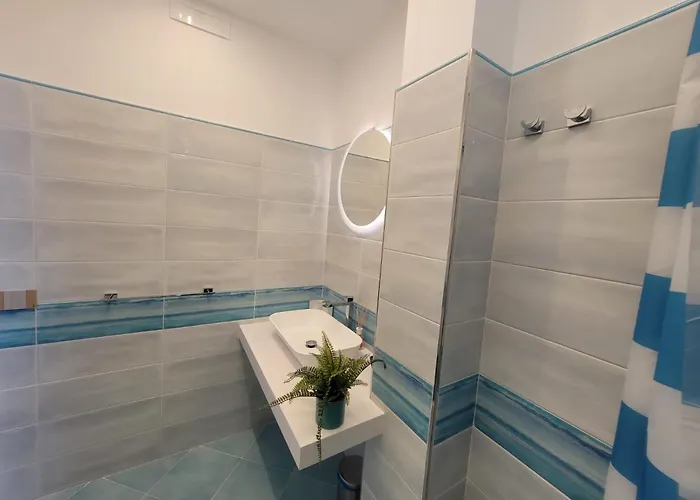 Sara Luxury 3